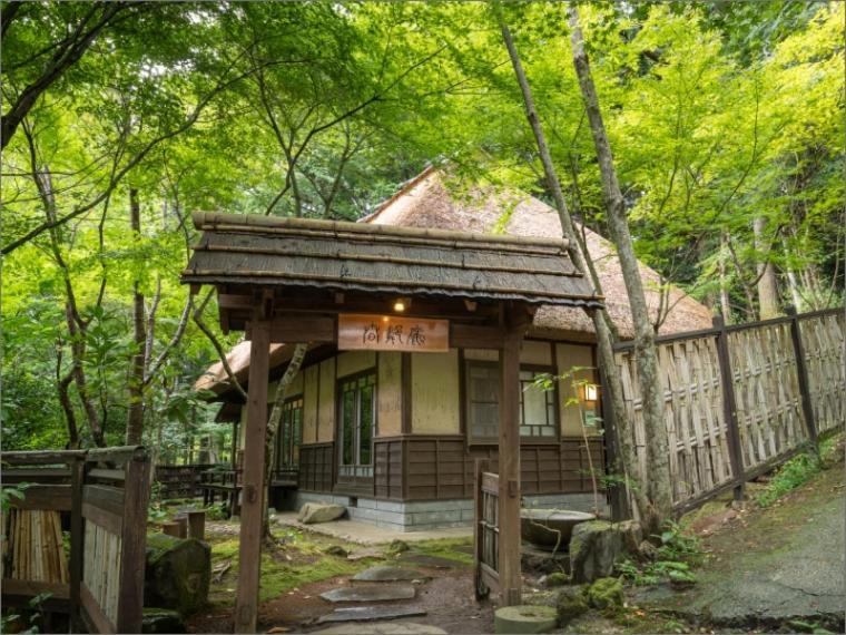 Nihon-No-Ashitaba Hotel Юфу Екстериор снимка